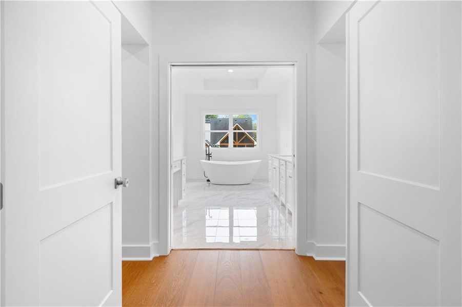 Spacious, unfurnished interior of a new home in , Marietta (Image 30).