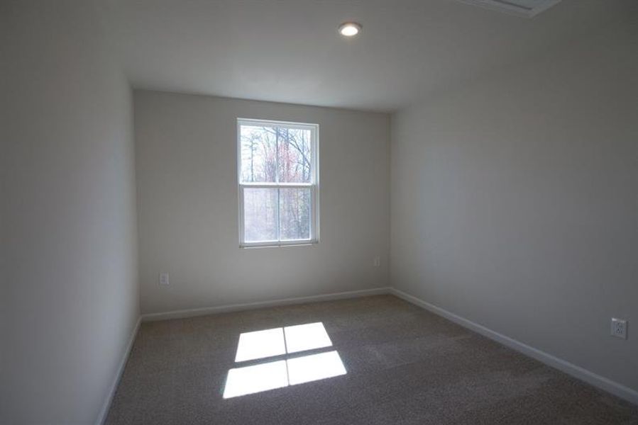 Spacious, unfurnished interior of a new home in Beech Glen, Anderson (Image 15).