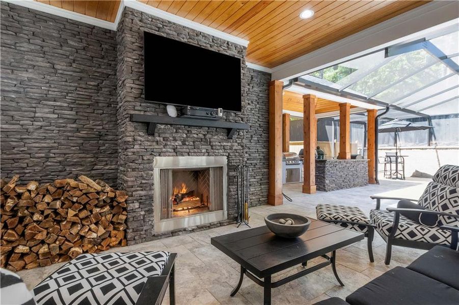 Exterior details and patio area of a home in , Roswell (Image 29).