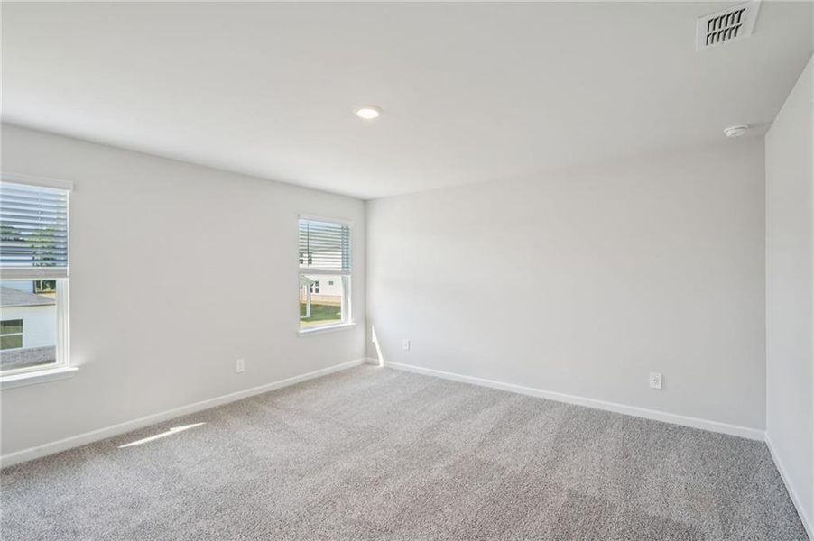 Spacious, unfurnished interior of a new home in Martin Springs - Reserve Series, Lawrenceville (Image 14).