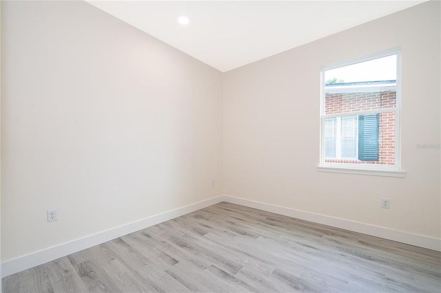 Spacious, unfurnished interior of a new home in , Sanford (Image 17).