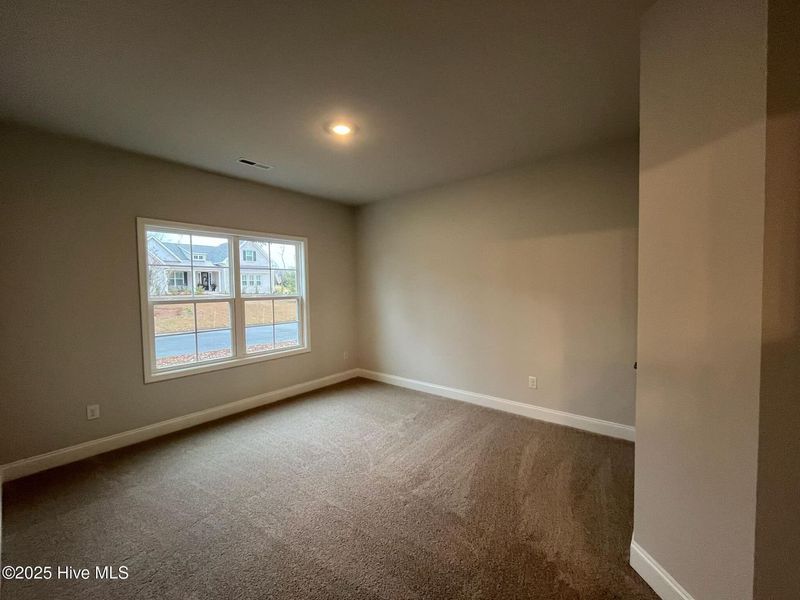 Spacious, unfurnished interior of a new home in Palmetto Creek, Bolivia (Image 21).
