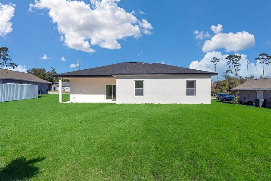 Exterior details and patio area of a home in , Ocala (Image 23).