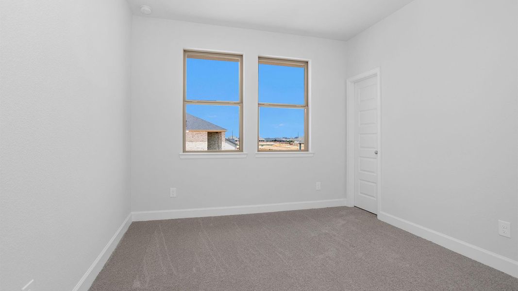 Spacious, unfurnished interior of a new home in Grange 60', Katy (Image 9).