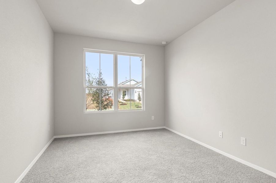 Spacious, unfurnished interior of a new home in Harvest Ridge, Elgin (Image 22).