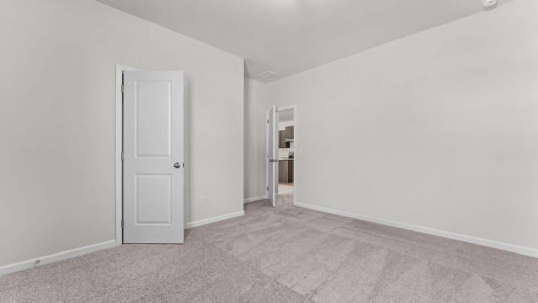 Representative unfurnished interior of a home built from the Lexington by Piedmont Residential in Hampton Ridge, Jefferson (Image 23).