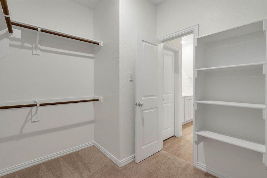 Image 38 of a home in .