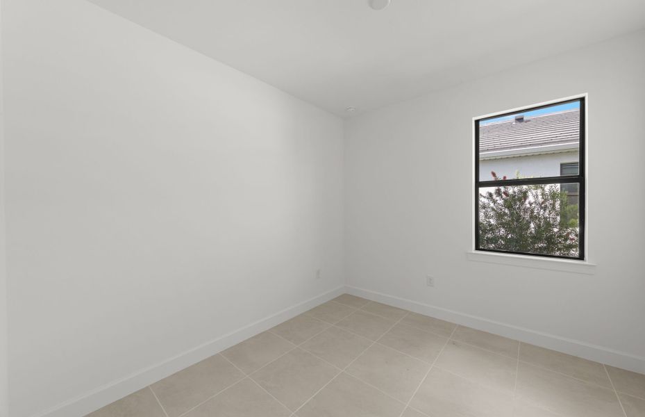 Spacious, unfurnished interior of a new home in Del Webb Catalina, Lakewood Ranch (Image 22). Spacious, unfurnished interior of a new home in Del Webb Catalina, Lakewood Ranch (Image 22).