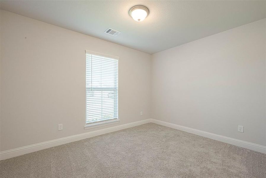 Spacious, unfurnished interior of a new home in Bayou Maison, Dickinson (Image 13). Spacious, unfurnished interior of a new home in Bayou Maison, Dickinson (Image 13).