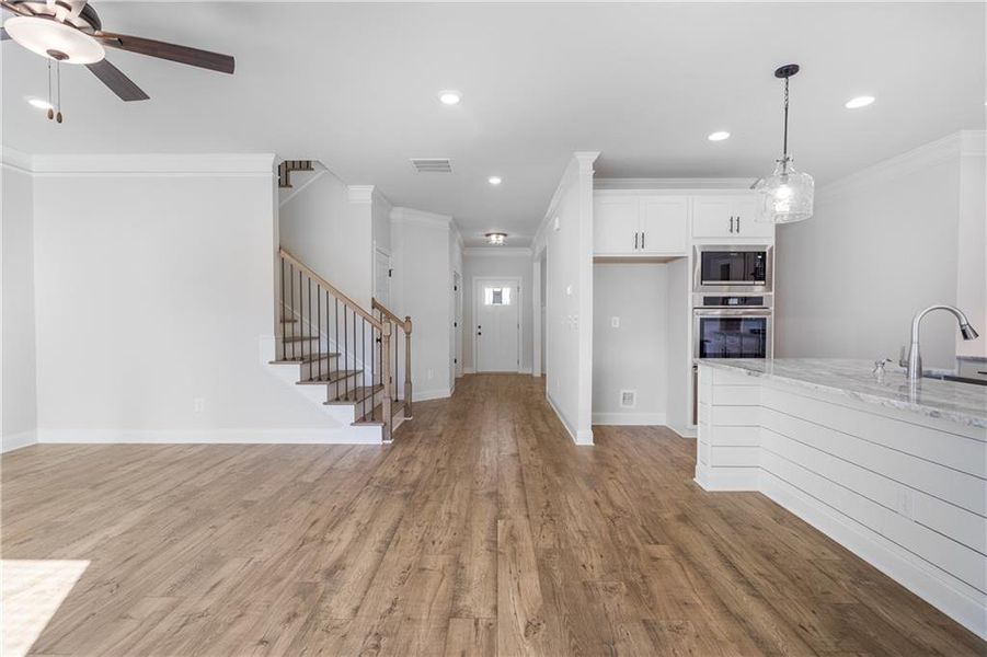 Spacious, unfurnished interior of a new home in Calgary Downs, Winder (Image 10).