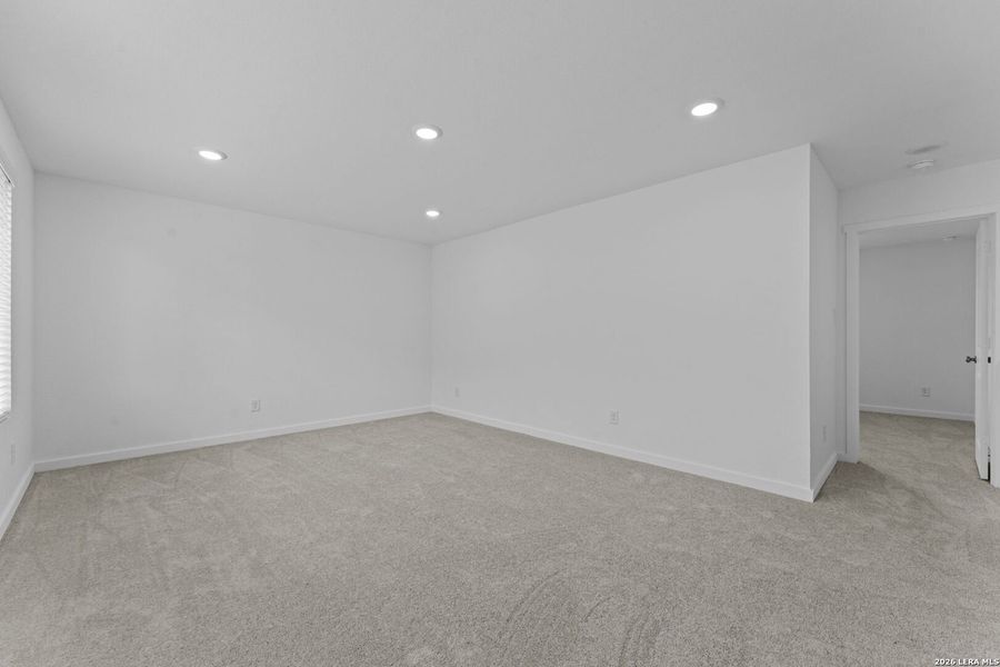 Spacious, unfurnished interior of a new home in Hightop Ridge, Converse (Image 28).