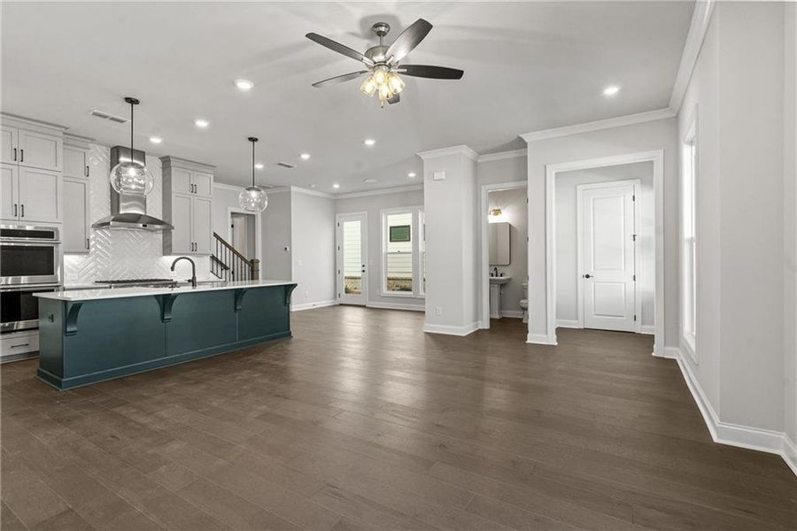 Spacious, unfurnished interior of a new home in Waterhaven, Cumming (Image 25).