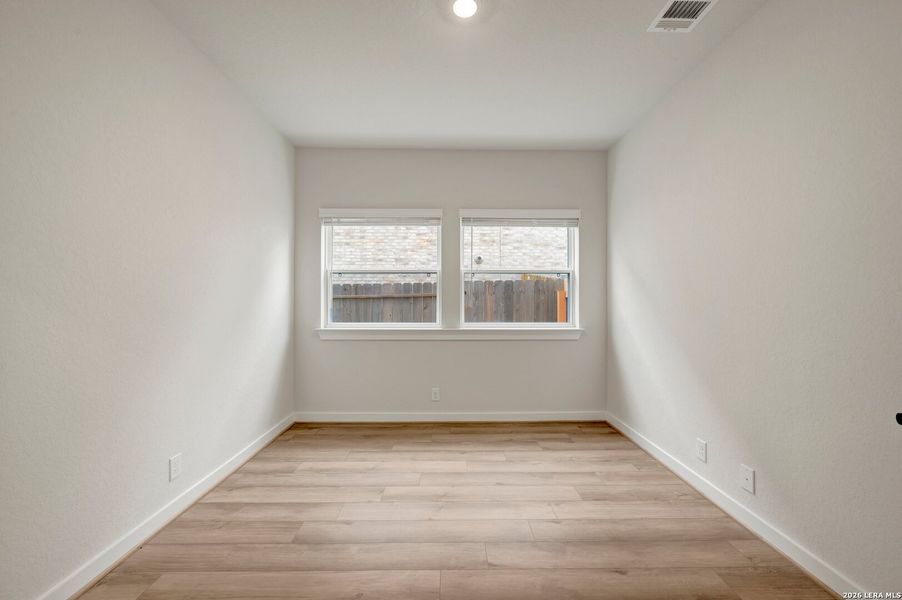 Spacious, unfurnished interior of a new home in Meyer Ranch – Select Reserve Series, New Braunfels (Image 22).