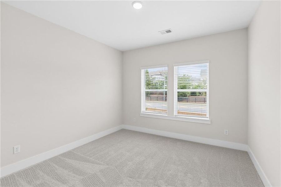 Spacious, unfurnished interior of a new home in Havencroft, Woodstock (Image 13). Spacious, unfurnished interior of a new home in Havencroft, Woodstock (Image 13).