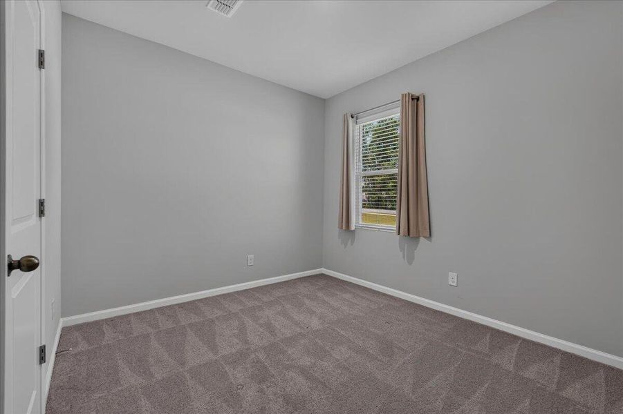Spacious, unfurnished interior of a new home in , Summerville (Image 17).