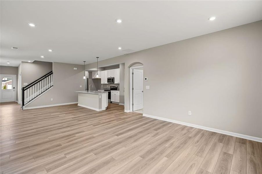 Spacious, unfurnished interior of a new home in Villas at Gold Creek, Dawsonville (Image 16).