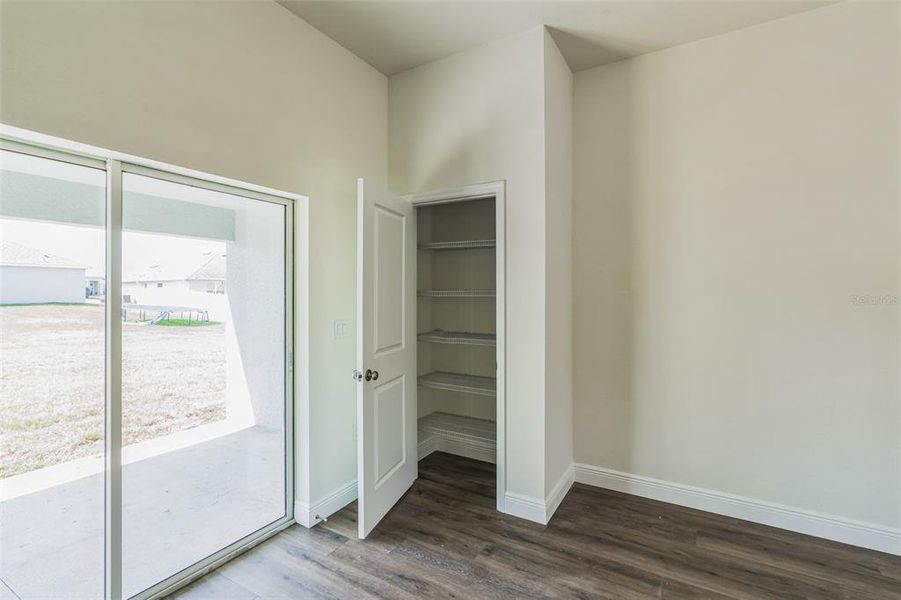 Image 13 of a home in .