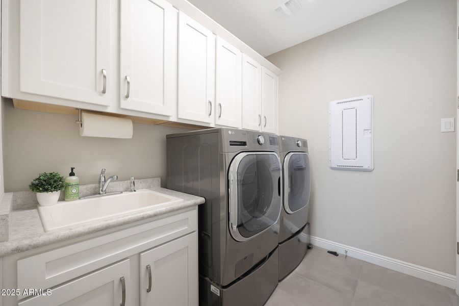 Laundry Room with Sink - W/D Included