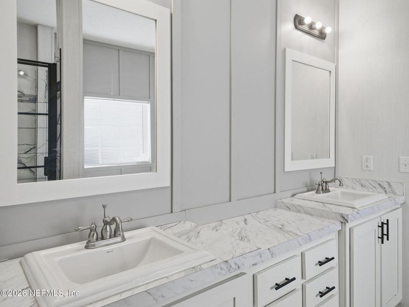 Furnished interior view inside a new home in , Palatka (Image 16).