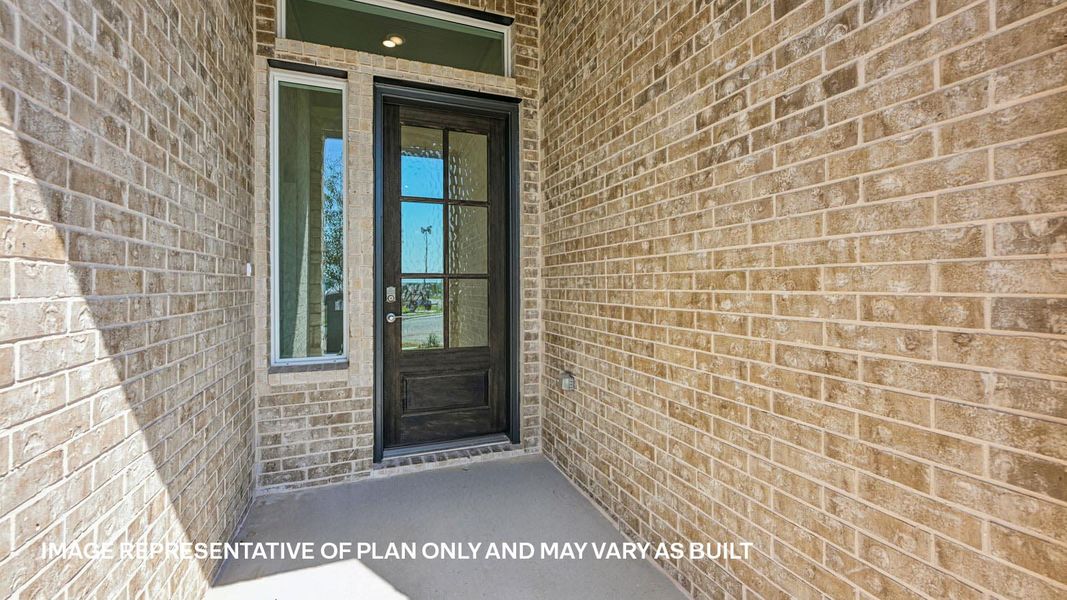 Representative exterior details of a home built from the The Edinburg by D.R. Horton in The Enclave at Bar W Ranch, Leander (Image 3).