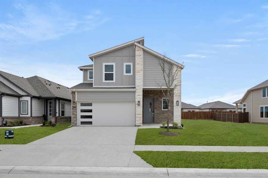 7325 Autumn Hill- Front-1