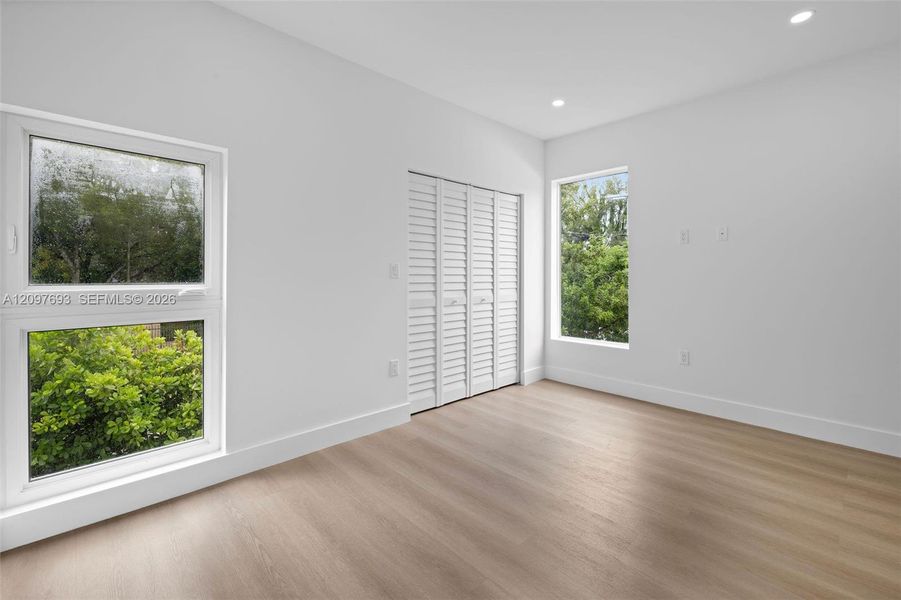 Spacious, unfurnished interior of a new home in , South Miami (Image 17).