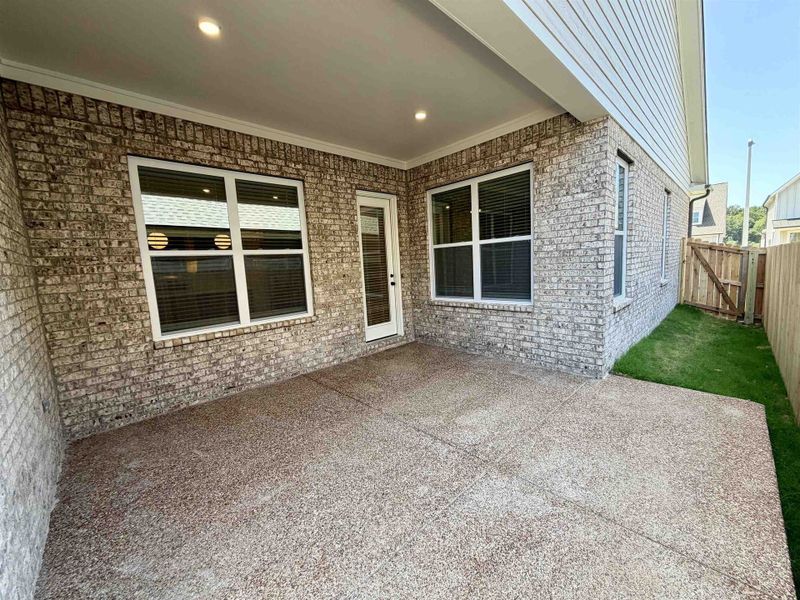 Exterior details and patio area of a home in Lockwood, Collierville (Image 3).