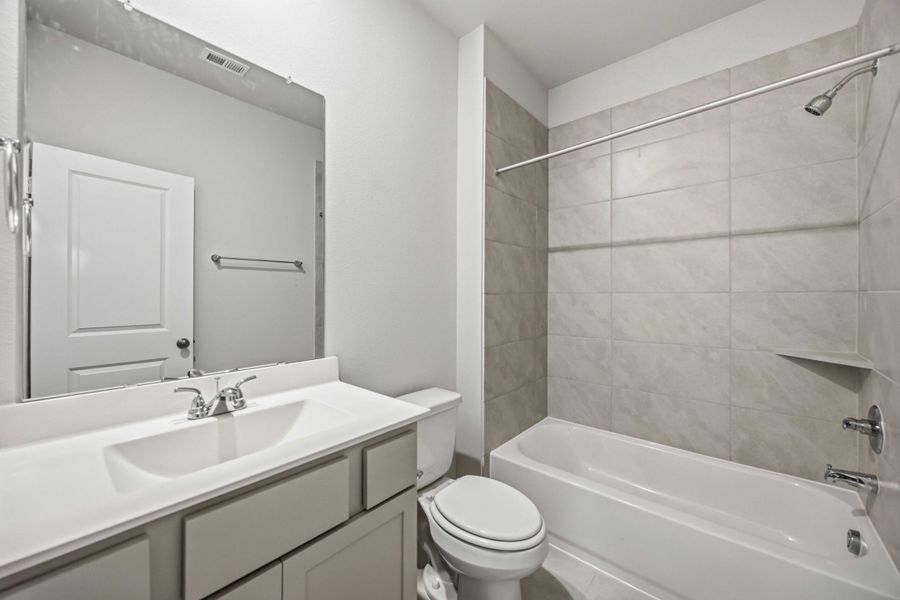 Representative furnished interior of a home built from the Arpa by Autograph Homes in Sundance Cove, Crosby (Image 8). Representative furnished interior of a home built from the Arpa by Autograph Homes in Sundance Cove, Crosby (Image 8).