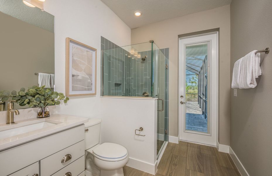 Representative furnished interior of a home built from the Berkley Grand by Pulte Homes in Two Rivers, Zephyrhills (Image 20).