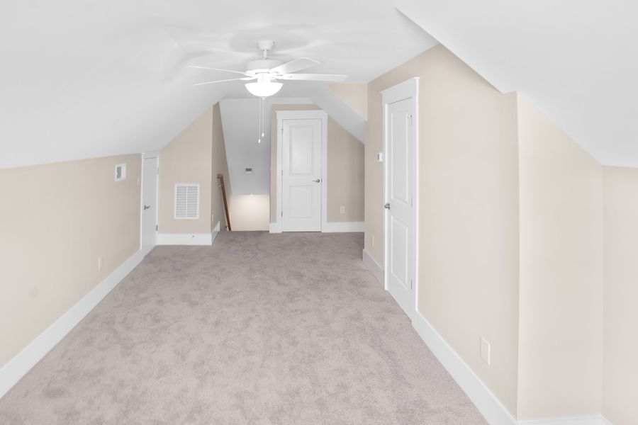 Representative unfurnished interior of a home built from the Claremont by Bill Clark Homes in Sidbury Landing, Wilmington (Image 34).