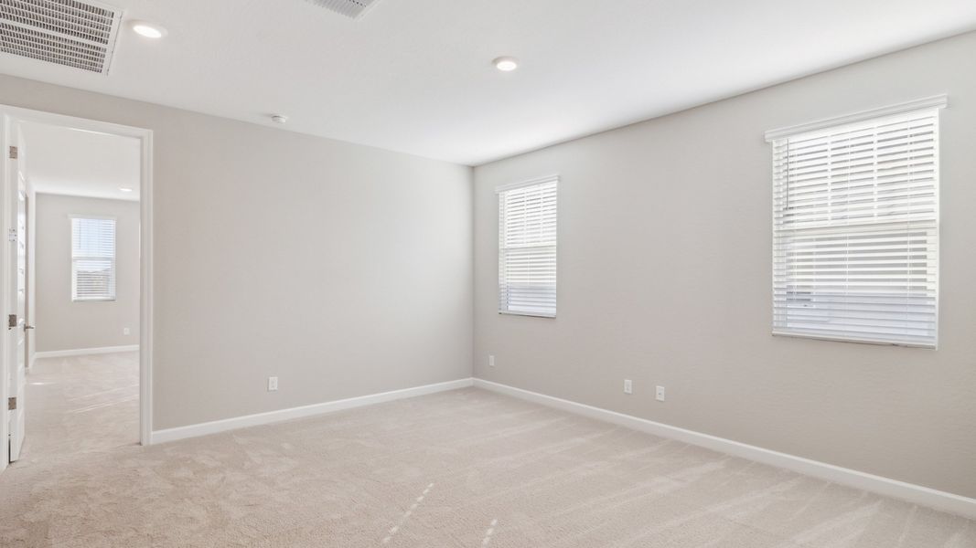 Spacious, unfurnished interior of a new home in Talinn Towns at Desert Ridge, Phoenix (Image 14).