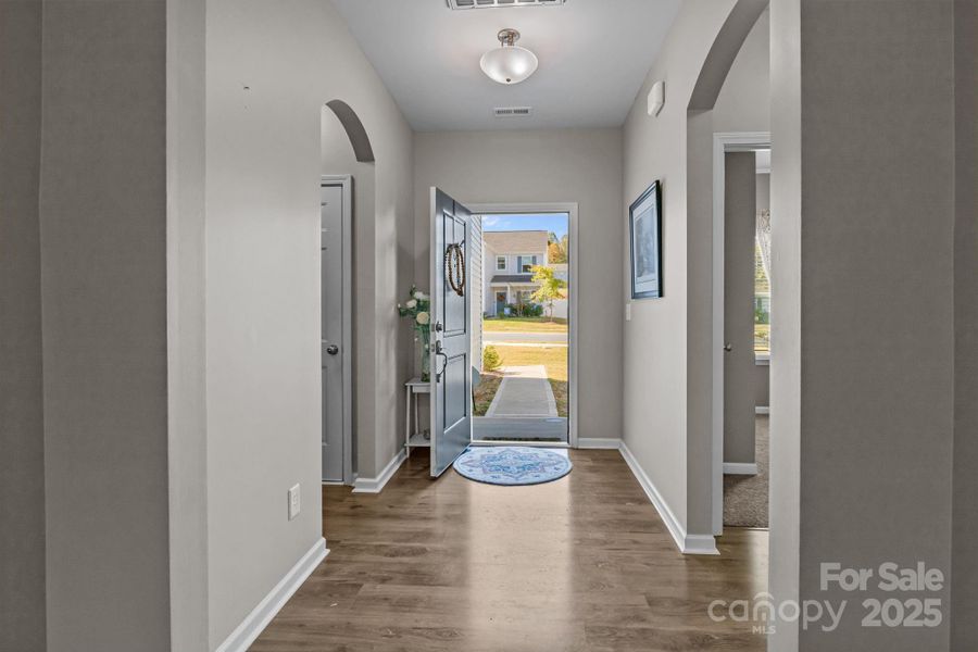 Spacious, unfurnished interior of a new home in , Mount Holly (Image 21).