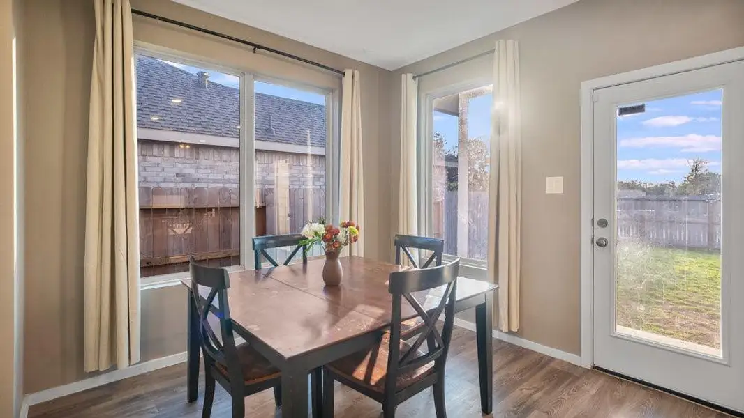 Breakfast area Breakfast area