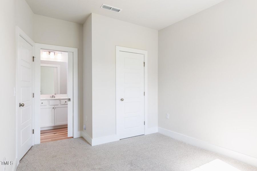 Downstairs Bedroom2 Downstairs Bedroom2