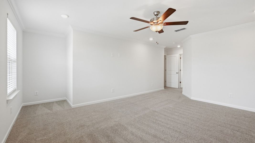 Spacious, unfurnished interior of a new home in Wheatfield, Shelbyville (Image 28). Spacious, unfurnished interior of a new home in Wheatfield, Shelbyville (Image 28).