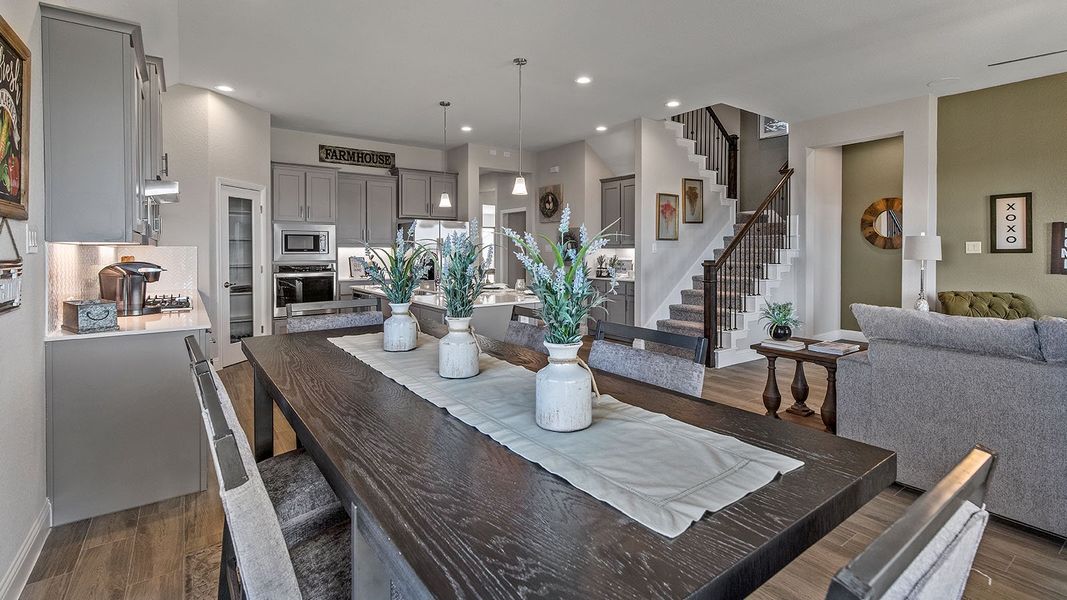 Furnished interior view inside a new home in Lakeview Pointe, Midlothian (Image 11).