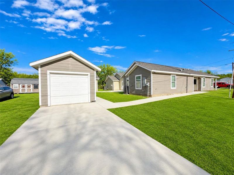 Front exterior of a new home in , Mineral Wells, TX, highlighting curb appeal (Image 2). Front exterior of a new home in , Mineral Wells, TX, highlighting curb appeal (Image 2).