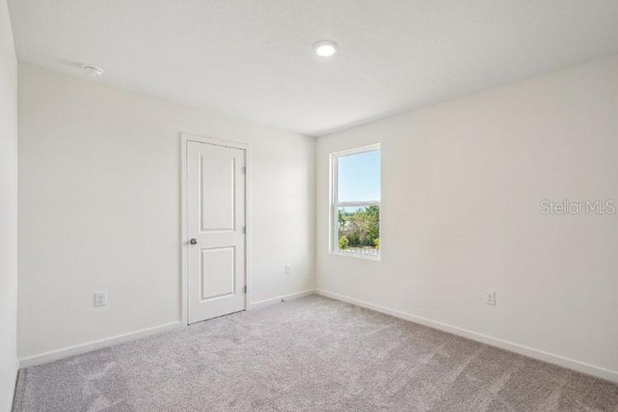 Spacious, unfurnished interior of a new home in Baywood Hills, Alachua (Image 17).