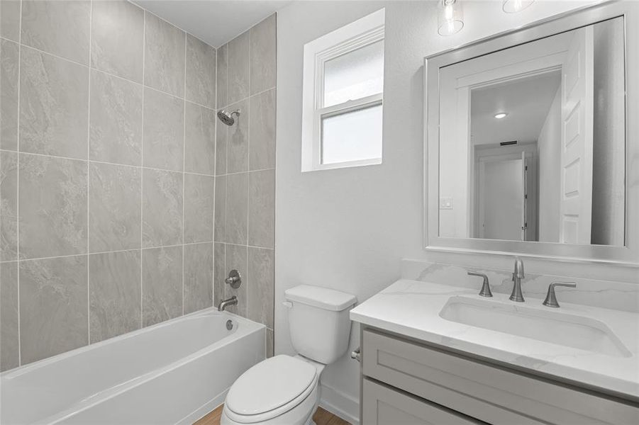 Furnished interior view inside a new home in Rosenthal Estates, Lorena (Image 7).