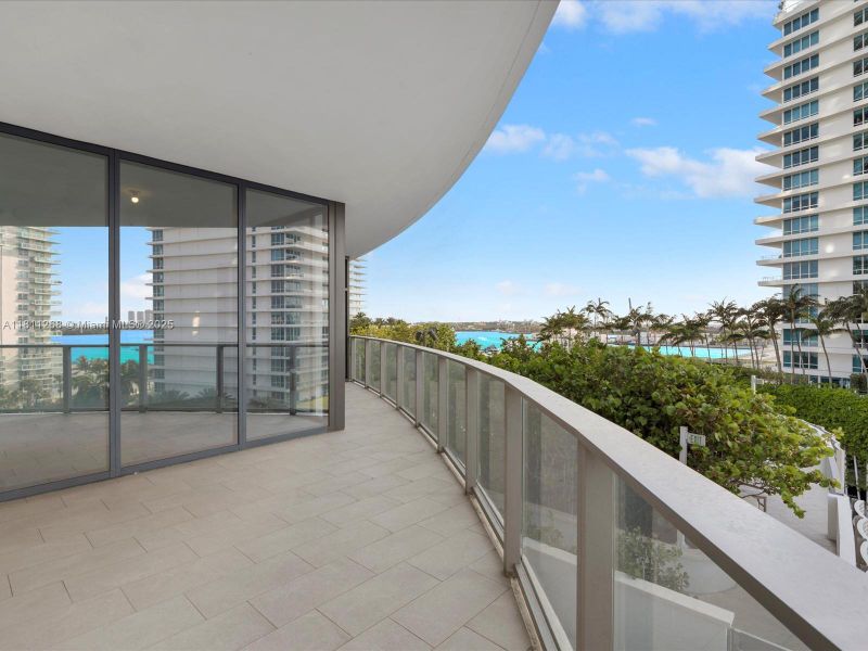 Image 29 of a home in Five Park.