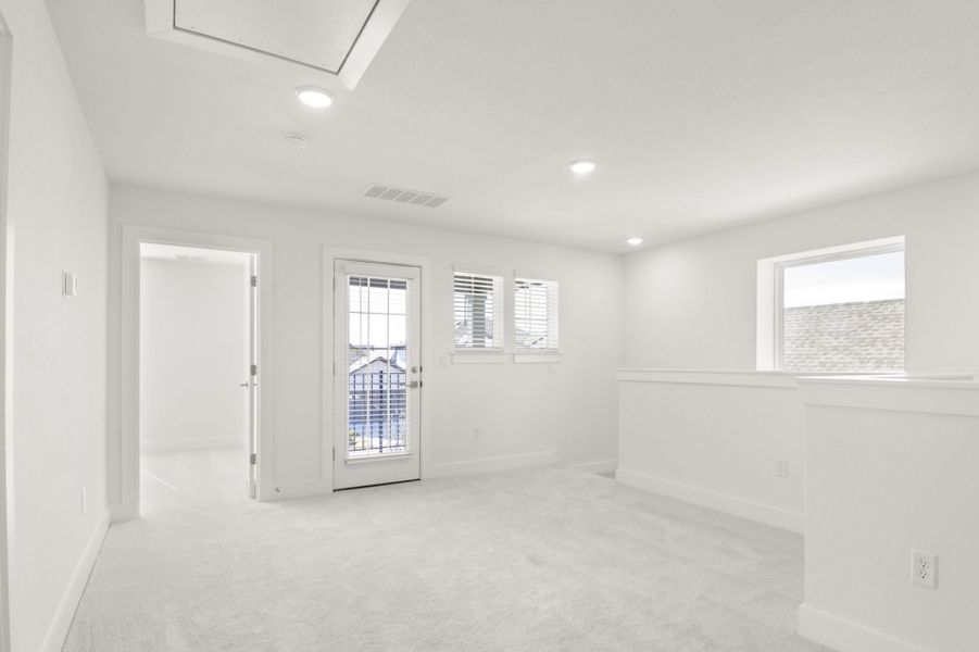 Spacious, unfurnished interior of a new home in Easton Park, Austin (Image 40).