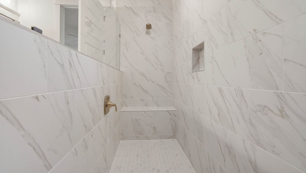 Representative unfurnished interior of a home built from the Ava by D.R. Horton in Parkside, Santa Rosa Beach (Image 32).