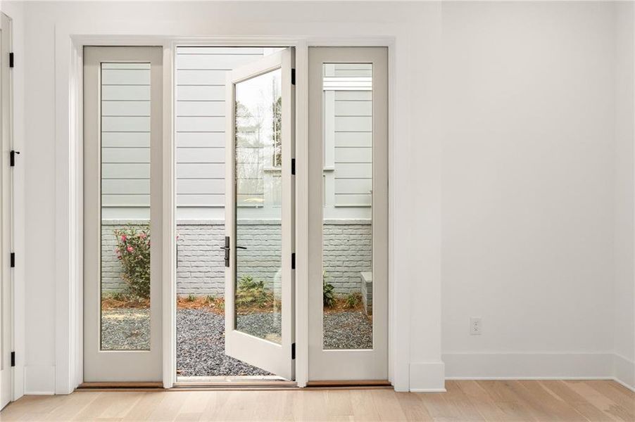 Spacious, unfurnished interior of a new home in , Chattahoochee Hills (Image 15).