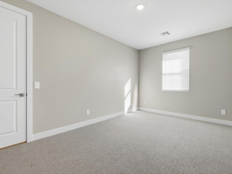 Spacious, unfurnished interior of a new home in Entrada Signature Series, Tolleson (Image 15).
