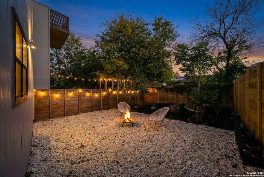 Exterior details and patio area of a home in , San Antonio (Image 16).