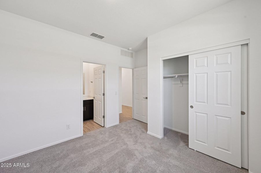 18-web-or-mls-S 240th Ln-1106-018 18-web-or-mls-S 240th Ln-1106-018