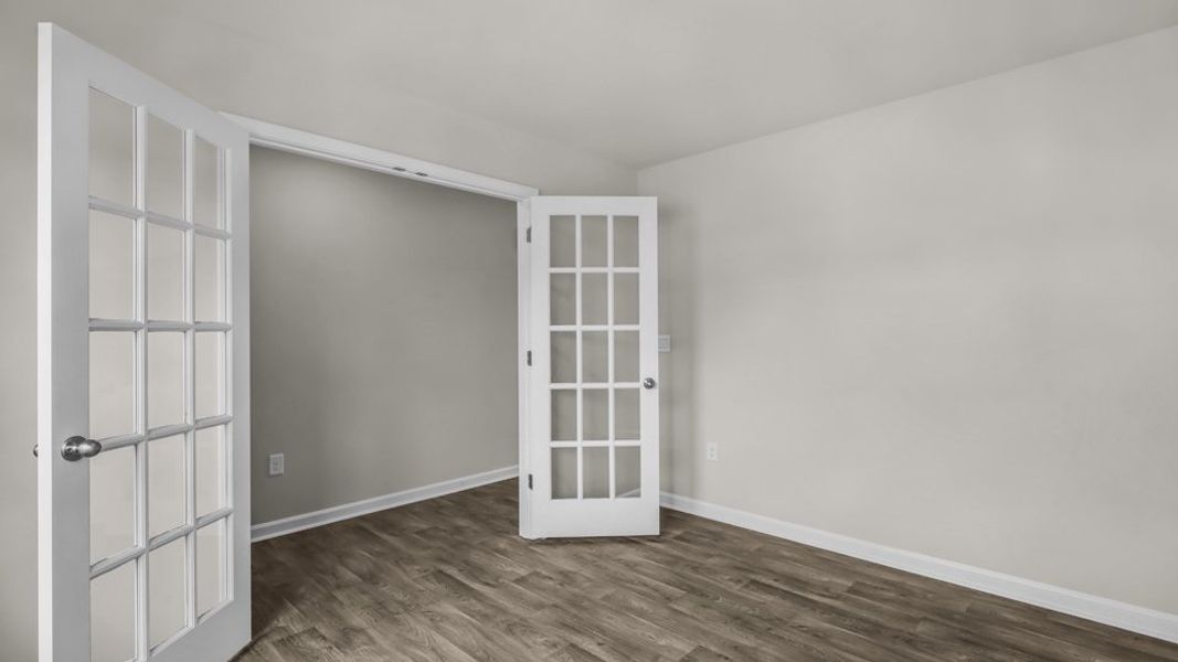 Spacious, unfurnished interior of a new home in Wilson's Ridge, Smithfield (Image 11).