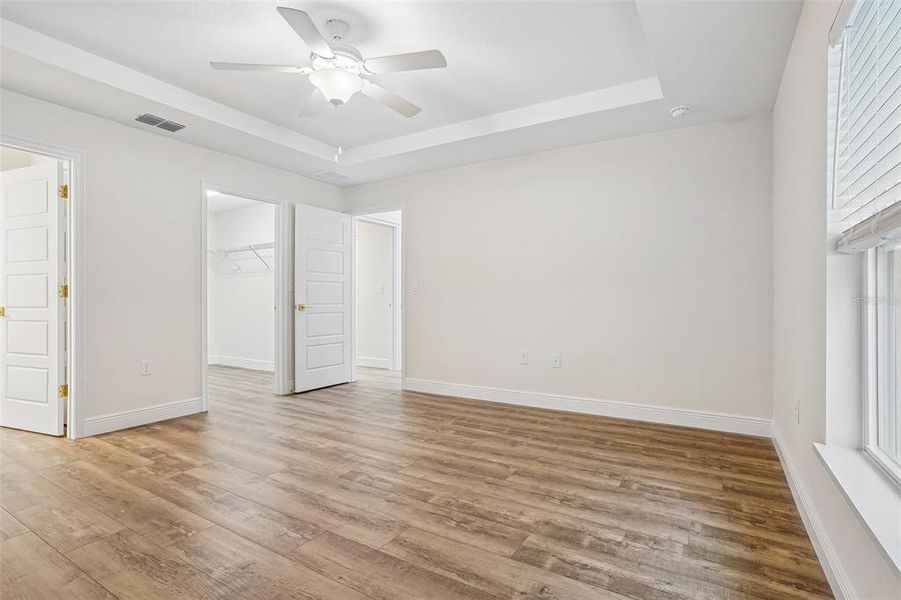 Spacious, unfurnished interior of a new home in , Ocala (Image 31).