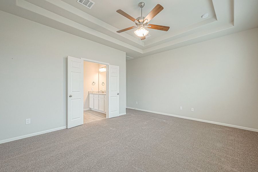 Representative unfurnished interior of a home built from the Floor Plan 2050 by Colina Homes in Grand Magnolia, Magnolia (Image 25).
