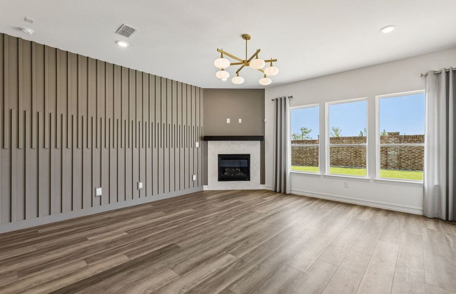 Spacious, unfurnished interior of a new home in Pinnacle at Legacy Hills, Celina (Image 21).